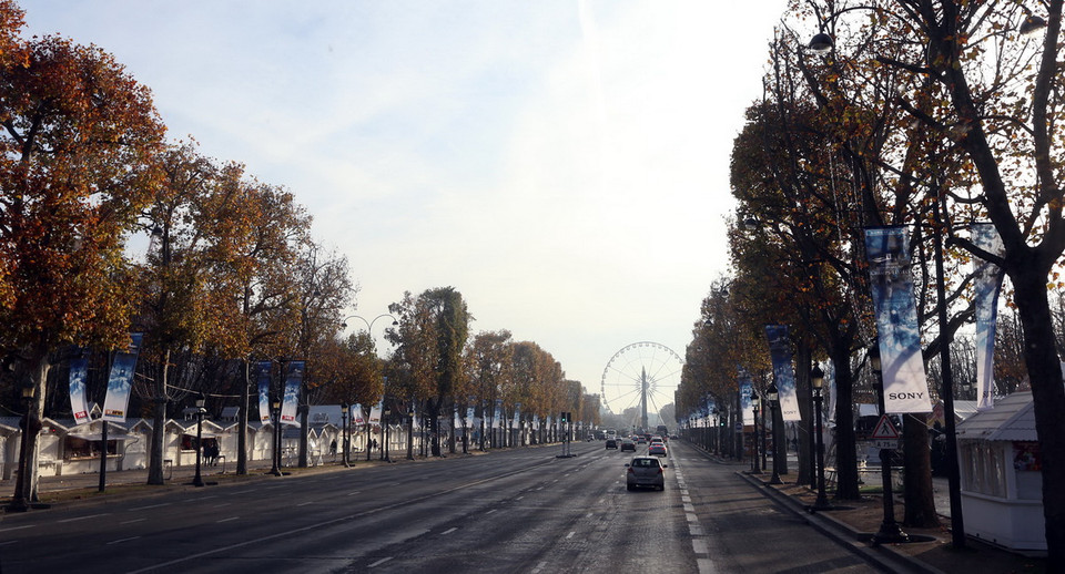 Đại lộ Champs Élyées dài 2km, nối liền Quảng trường Concorde và Étoile, nơi tổ chức các sự kiện hay lễ hội quan trọng nhất ở Paris. (Ảnh: Huy Hùng)