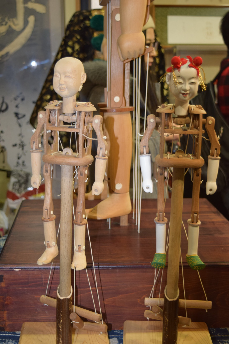 Búp bên Karakuri được làm hầu như chỉ để phục vụ cho các lễ hội, trang trí và làm quà tặng trong các dịp quan trọng. (Ảnh: Nguyễn Tuyến/Vietnam+)