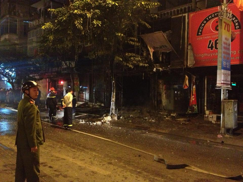 Đám cháy đã được lực lượng phòng cháy chữa cháy dập tắt. (Ảnh: Minh Sơn/Vietnam+)