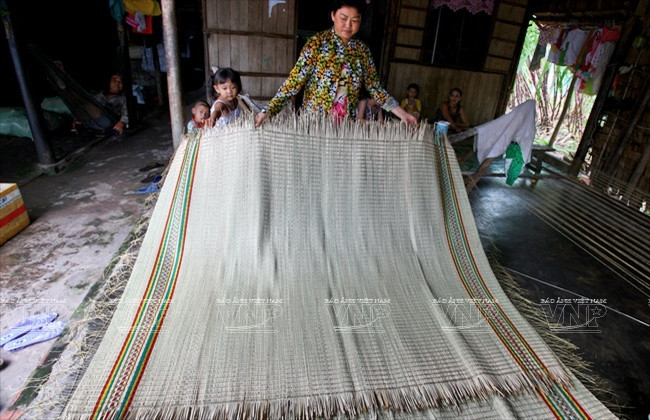 Sản phẩm chiếu Ngan Dừa thành phẩm.