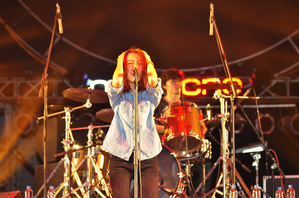 Ban nhạc Parasite biểu diễn tại đêm nhạc. (Ảnh: Ban tổ chức)