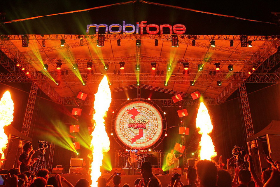 Phần trình diễn của ban nhạc Bức Tường. (Ảnh: Ban tổ chức)