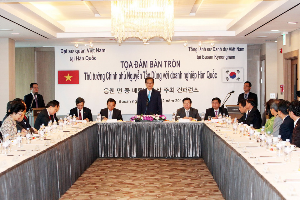  Thủ tướng Nguyễn Tấn Dũng dự Đối thoại với cộng đồng Doanh nghiệp Hàn Quốc. (Ảnh: Đức Tám/TTXVN)