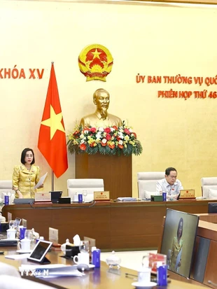 Đổi mới công tác lập pháp