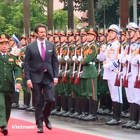 Đại tướng Phan Văn Giang chủ trì lễ đón Phó thủ tướng, Bộ trưởng Bộ Quốc phòng Slovakia Robert Kalinak. (Ảnh: Hằng Trần/Vietnam+)