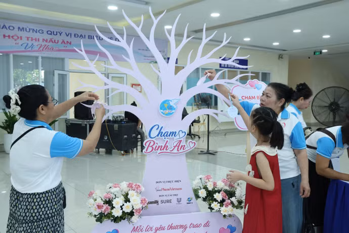 Ngày Gia đình Việt Nam không chỉ là dịp tôn vinh những giá trị truyền thống, mà còn là lời nhắc nhở về trách nhiệm giữ gìn tổ ấm trong bối cảnh xã hội nhiều biến động. (Ảnh: BTC)