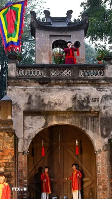 Tưng bừng lễ Mở cửa Ô khởi đầu mùa Xuân Thăng Long