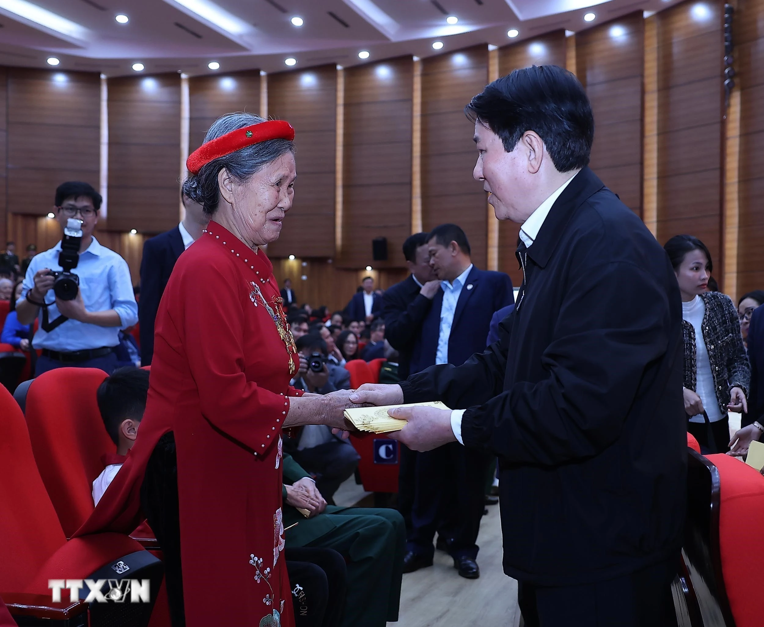 Chủ tịch nước gửi lời chúc Tết tới Đảng bộ, chính quyền và nhân dân tỉnh Lào Cai