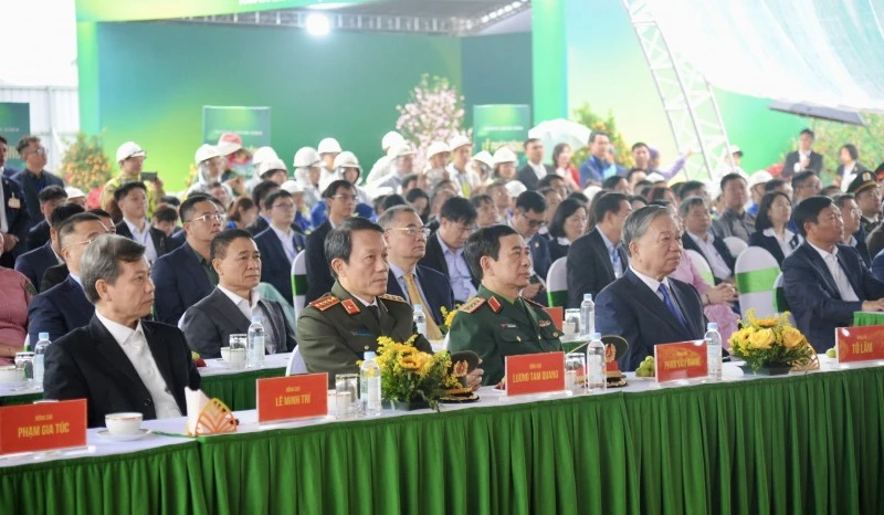 Tổng Bí thư Tô Lâm dự lễ phát động Tết trồng cây đời đời nhớ ơn Bác Hồ