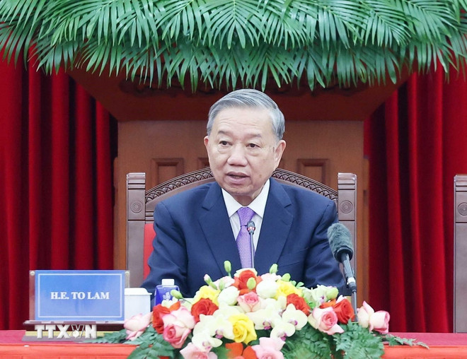 Generalsekretær To Lam taler i mottakelsen for delegasjonslederne som deltar på signeringsseremonien for Hanoi-konvensjonen. (Foto: Thong Nhat/VNA) ttxvn-tong-bi-thu-to-lam-tiep-truong-doan-cac-nuoc-tham-du-le-mo-ky-cong-uoc-ha-noi-5.jpg