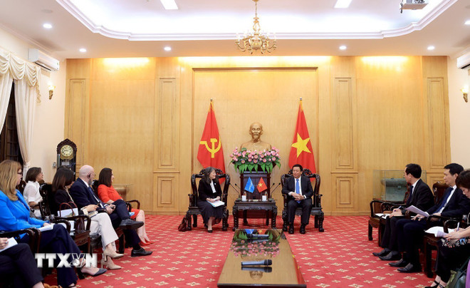 ttxvn-director-ho-chi-minh-national-political-academy-contacts-director-unicef-2.jpg