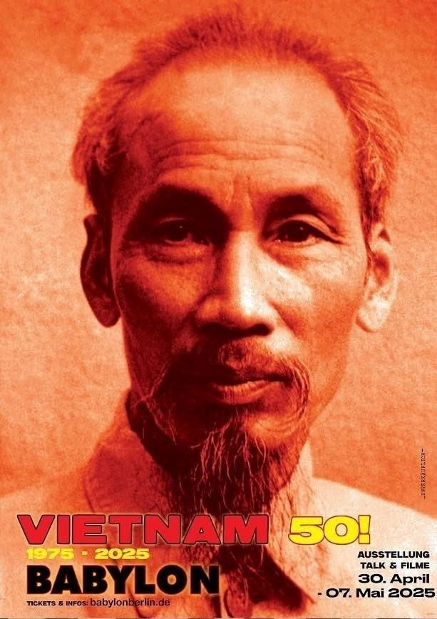 Ảnh Bác Hồ, vị lãnh tụ kính yêu của dân tộc Việt Nam, người trực tiếp chỉ đạo cuộc chiến Việt Nam, được đặt trang trọng tại triển lãm 'VIETNAM 75.' (Ảnh: Thu Hằng/TTXVN) trien-lam-viet-nam-2.jpg
