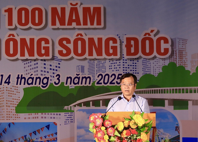 nghinh-ong-song-doc-3.jpg