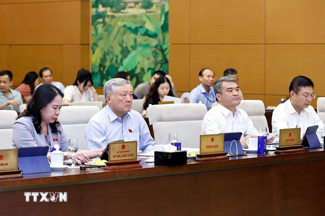 Ủy ban Thường vụ Quốc hội bắt đầu Phiên họp thứ 45 ttxvn-uy-ban-thuong-vu-quoc-hoi-3.jpg