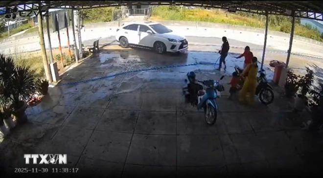 Tây Ninh: Bắt nhanh đối tượng cố ý lái ôtô đâm người thân trong gia đình ttxvn-dam-xe-chet-nguoi.jpg