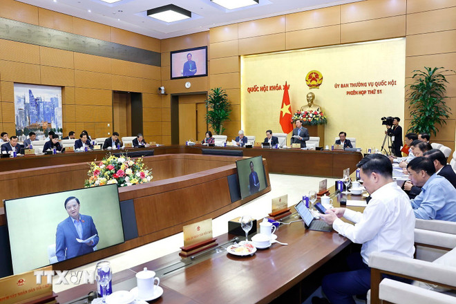 Imagine de la întâlnire. (Foto: Doan Tan/VNA) ttxvn-thuong-vu-quoc-hoi-3.jpg