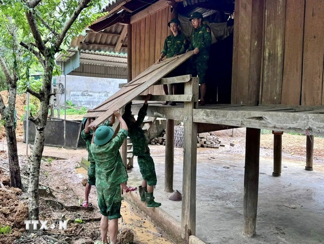 Bão số 4 đã đổ bộ vào phía Tây đảo Luzon của Philippines ttxvn-mua-lu-nghe-an-bao-so-3-2.jpg