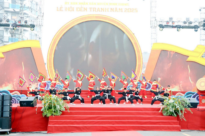 le-hoi-den-tranh-1.jpg