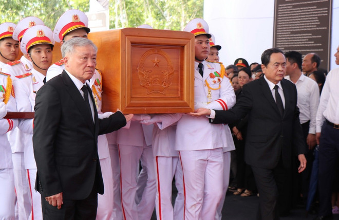 le-an-tang-nguyen-chu-tich-nuoc-tran-duc-luong-4.jpg