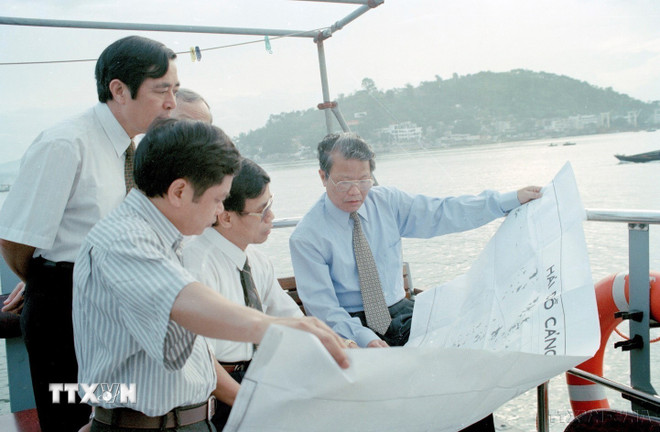 Nguyên Chủ tịch nước Trần Đức Lương trong ký ức những kỹ sư địa chất ttxvn-nguyen-chu-tich-nuoc-tran-duc-luong-16.jpg