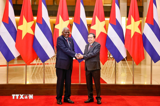 ttxvn-chu-tich-quoc-hoi-hoi-dam-cuba-7.jpg