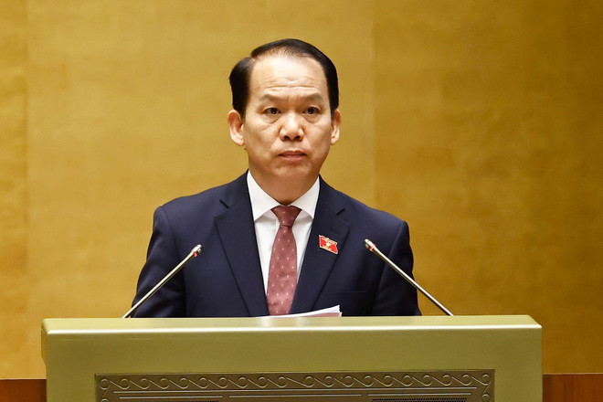 vna-potal-quoc-hoi-nghe-bao-cao-ve-viec-sap-xep-don-vi-hanh-chinh-va-mot-so-du-an-luat-quan-trong-8084920.jpg