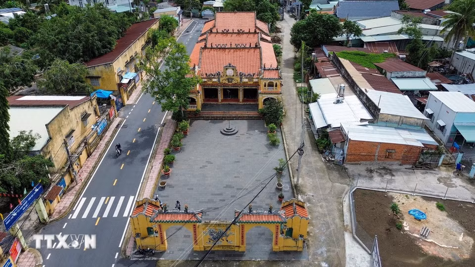 Đình Hiệp Ninh, công trình được hình thành từ những năm cuối thế kỷ XIX, gắn với quá trình khai hoang, lập ấp và hình thành cộng đồng cư dân trên vùng đất Tây Ninh. (Ảnh: Giang Phương/TTXVN)
