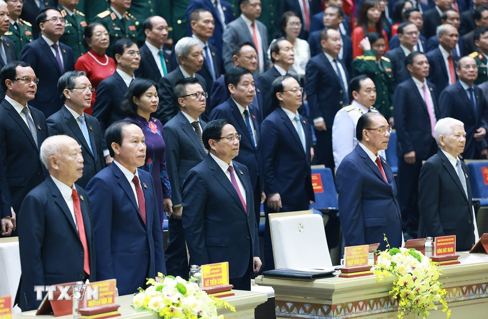 Thủ tướng Phạm Minh Chính và các đồng chí lãnh đạo, nguyên lãnh đạo Đảng, Nhà nước dự Đại hội đại biểu Đảng bộ thành phố Hải Phòng lần thứ nhất. (Ảnh: Dương Giang/TTXVN)