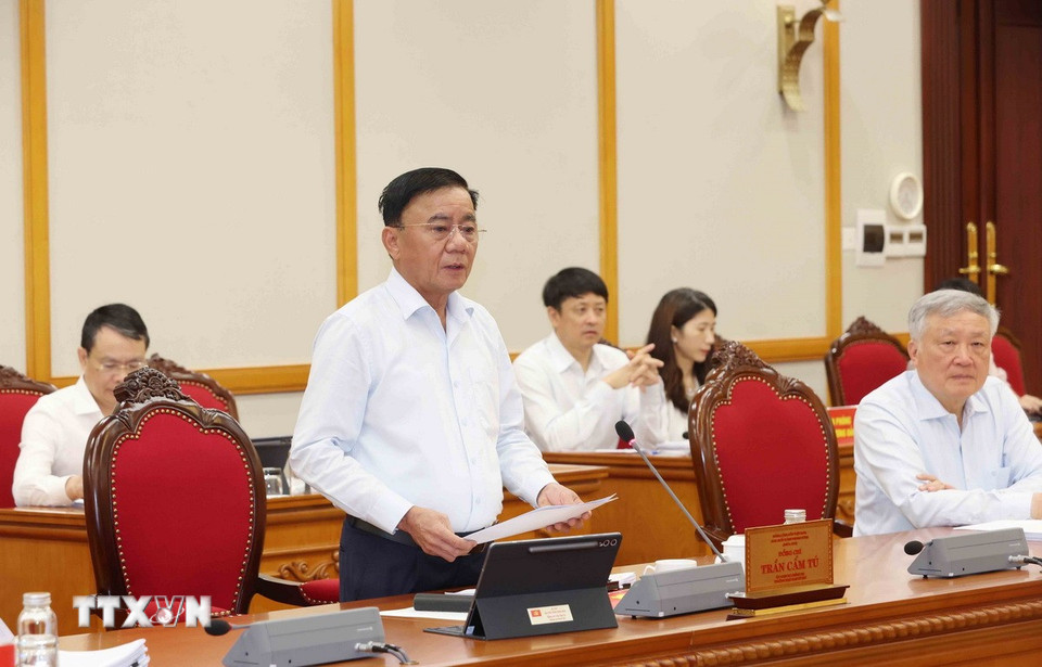 Cũng trong ngày 3/9, tại Trụ sở Trung ương Đảng, Tổ công tác số 4 của Bộ Chính trị, Ban Bí thư do ông Trần Cẩm Tú, Ủy viên Bộ Chính trị, Thường trực Ban Bí thư chủ trì, làm việc với Ban Thường vụ Tỉnh ủy Ninh Bình về công tác chuẩn bị Đại hội đại biểu Đảng bộ tỉnh nhiệm kỳ 2025-2030. (Ảnh: Phương Hoa/TTXVN)