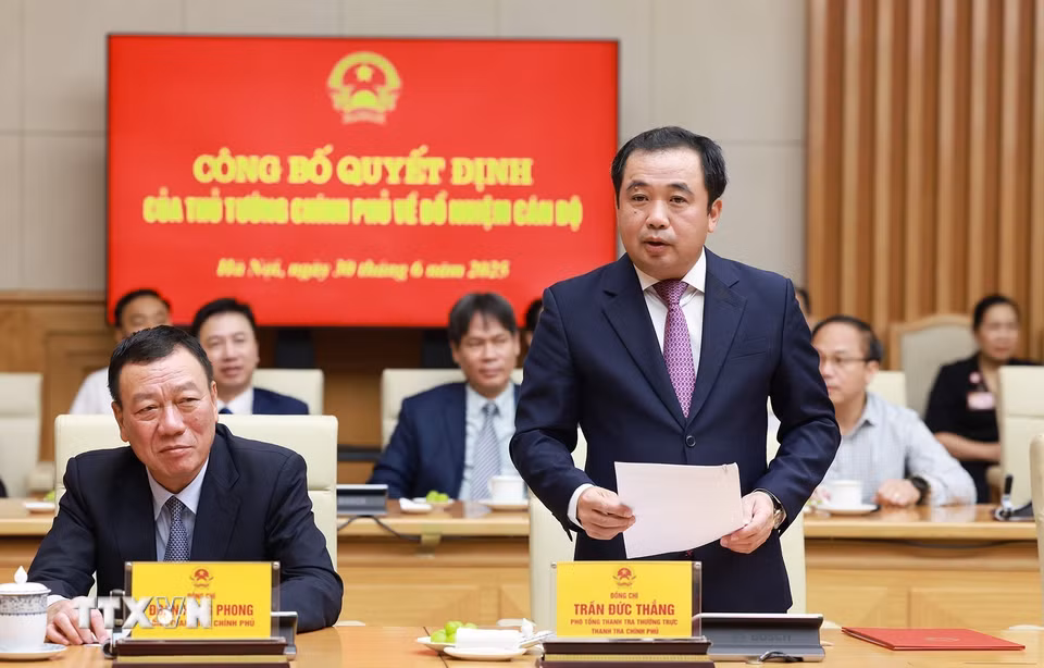 Đồng chí Trần Đức Thắng, Phó Tổng Thanh tra Thường trực Thanh tra Chính phủ phát biểu nhận nhiệm vụ. (Ảnh: Dương Giang/TTXVN)