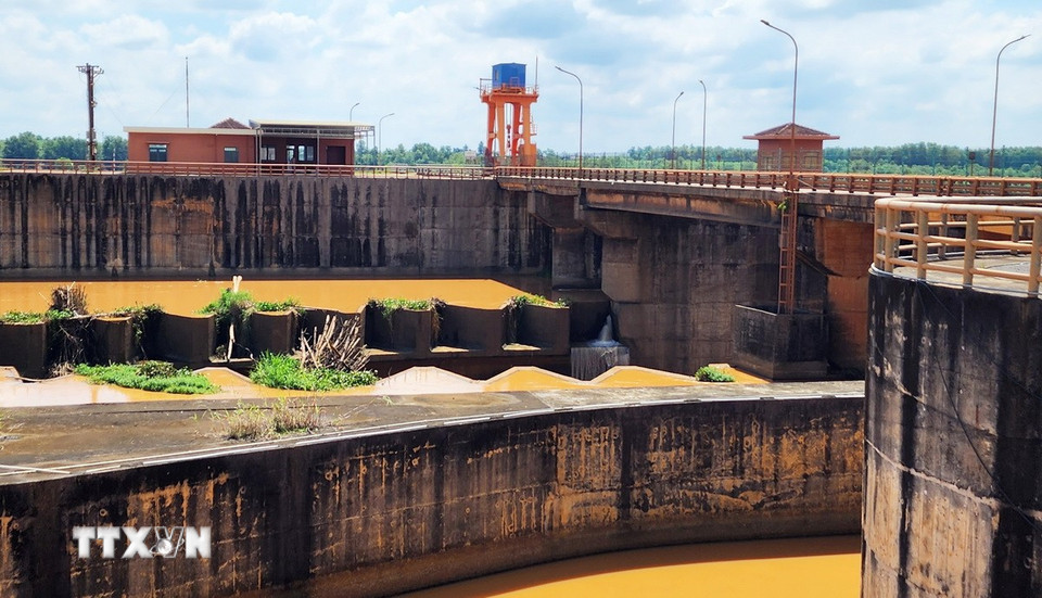 Hồ Phước Hòa có tiềm năng phát triển các khu đô thị sinh thái ven hồ, khu sân golf kết hợp khu đô thị, dịch vụ du lịch, nghỉ dưỡng. (Ảnh: Đậu Tất Thành/TTXVN)