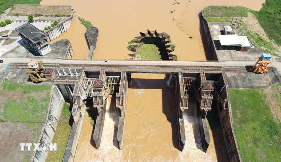 Hồ Phước Hòa có tiềm năng phát triển các khu đô thị sinh thái ven hồ, khu sân golf kết hợp khu đô thị, dịch vụ du lịch, nghỉ dưỡng. (Ảnh: Đậu Tất Thành/TTXVN)