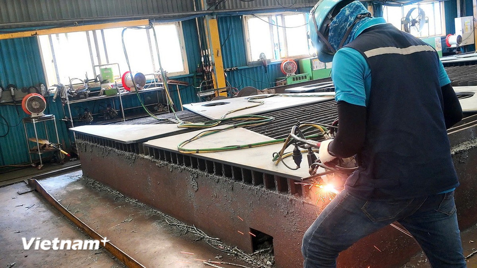 DHMC chuyên sản xuất các thiết bị và cấu kiện quan trọng cho ngành đóng tàu. (Nguồn: Vietnam+)