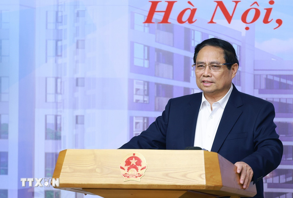 Thủ tướng Phạm Minh Chính chủ trì hội nghị thúc đẩy phát triển nhà ở xã hội. (Ảnh: Dương Giang/TTXVN)