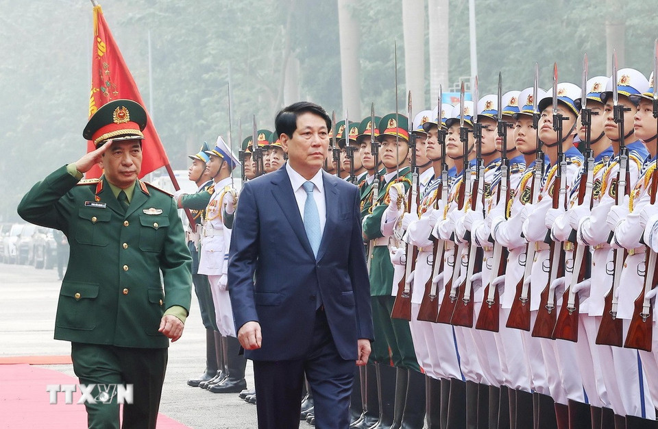 Sáng 26/12, tại Hà Nội, Chủ tịch nước Lương Cường dự và chỉ đạo Hội nghị Quân chính Toàn quân năm 2024. (Ảnh: Lâm Khánh/TTXVN)