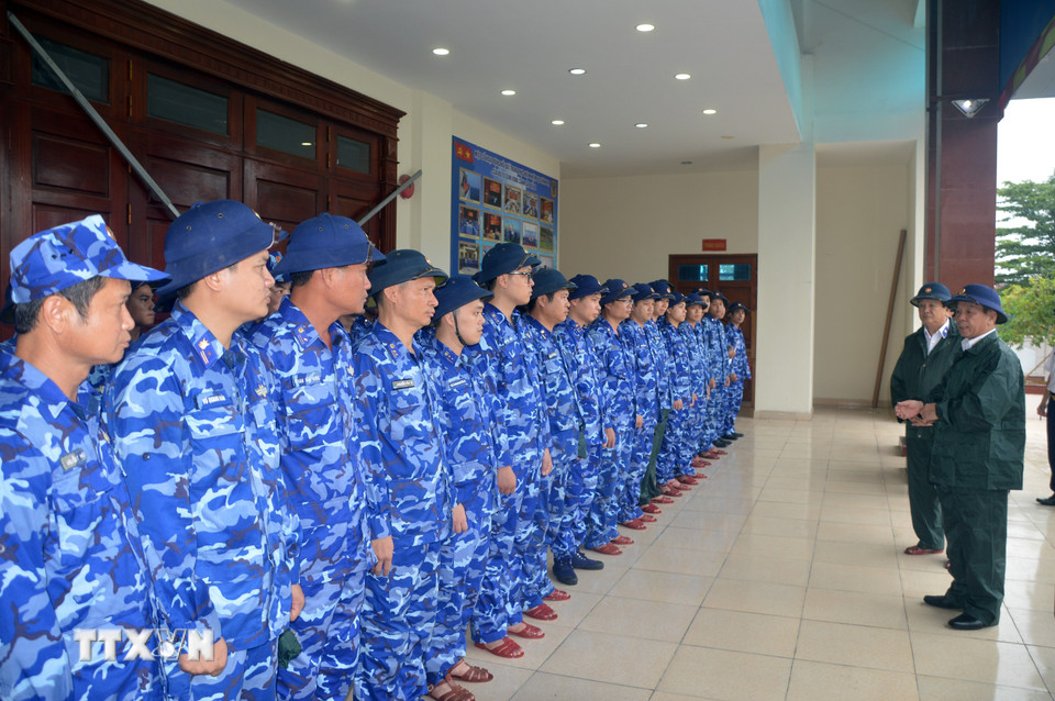 Ngày 21/7, Vùng Cảnh sát biển 1 tiến hành kiểm tra công tác chuẩn bị phòng, chống và ứng phó với cơn bão số 3 tại các cơ quan, đơn vị. (Ảnh: TTXVN phát)