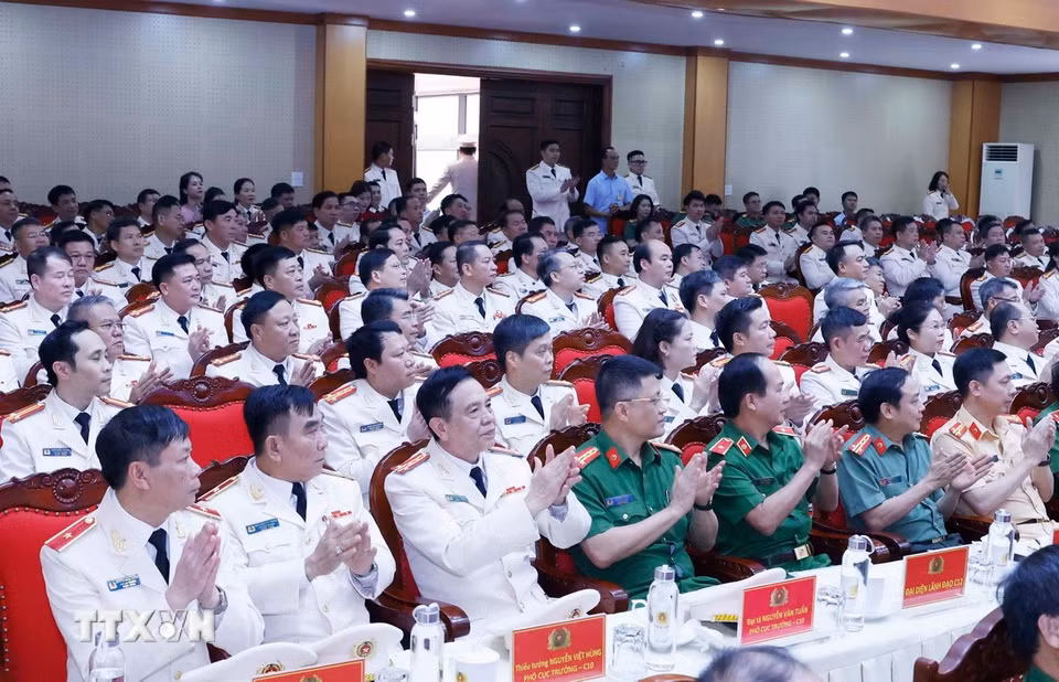 Các đại biểu tham dự cuộc làm việc. (Ảnh: Thống Nhất/TTXVN)
