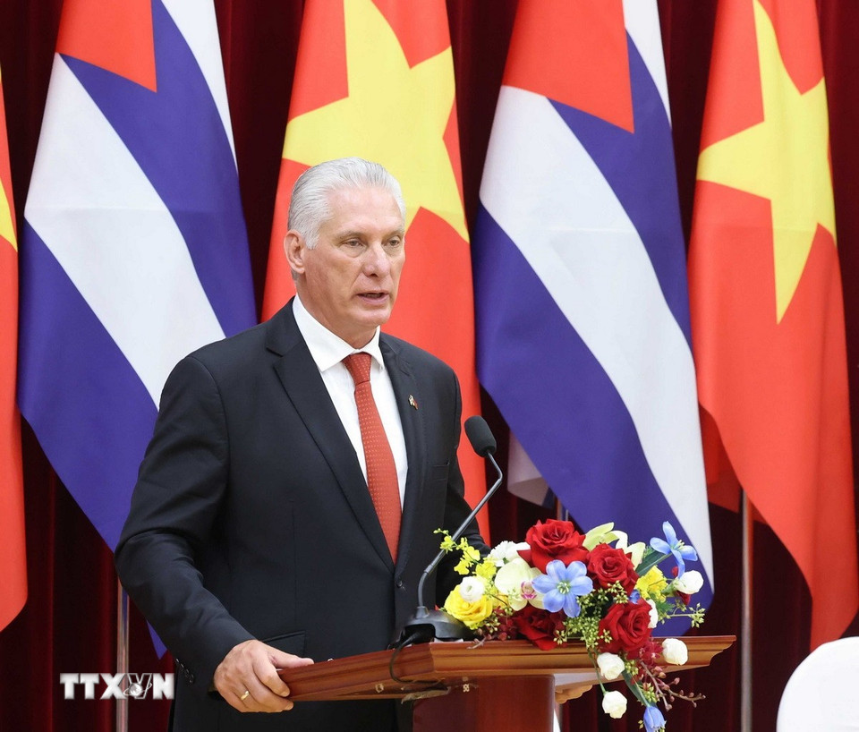 Bí thư thứ Nhất Đảng Cộng sản Cuba, Chủ tịch nước Cuba Miguel Díaz-Canel Bermúdez phát biểu. (Ảnh: Thống Nhất/TTXVN)