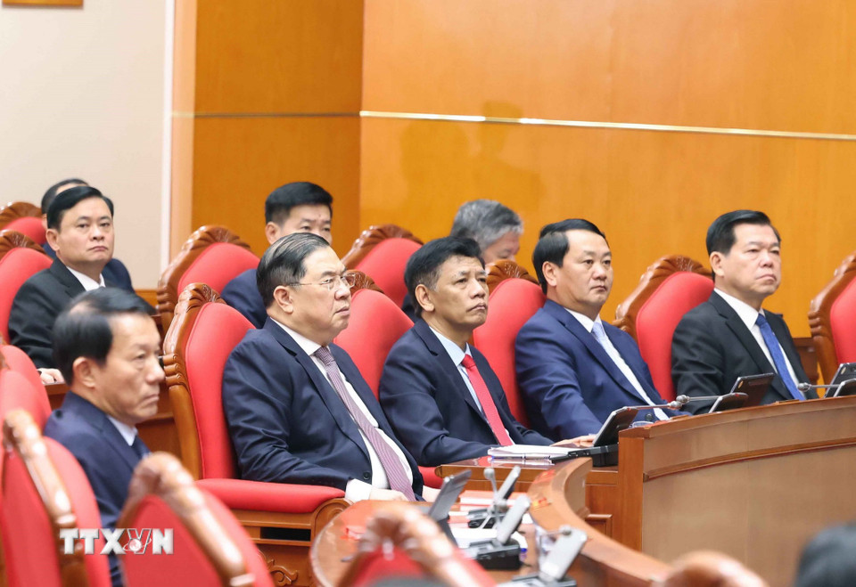 Đại biểu dự khai mạc Hội nghị lần thứ hai Ban Chấp hành Trung ương Đảng khóa XIV. (Ảnh: Thống Nhất/TTXVN)