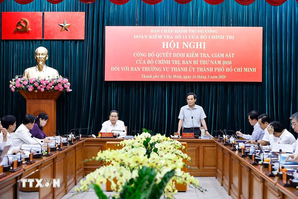 Ông Trần Lưu Quang, Ủy viên Bộ Chính trị, Bí thư Thành ủy Thành phố Hồ Chí Minh phát biểu ý kiến. (Ảnh: Doãn Tấn/TTXVN)