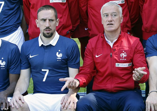 Pháp nhận hung tin: Ribery chính thức bị loại khỏi World Cup ảnh 1