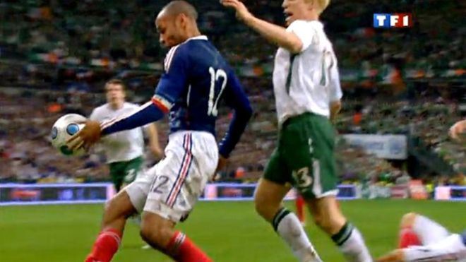 Bàn tay bẩn Henry: FIFA biện hộ vụ chi 5 triệu euro bịt miệng Ireland ảnh 1