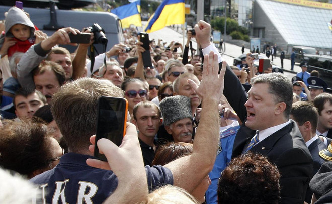 Tổng thống Ukraine giải tán quốc hội, ấn định bầu cử sớm ảnh 1