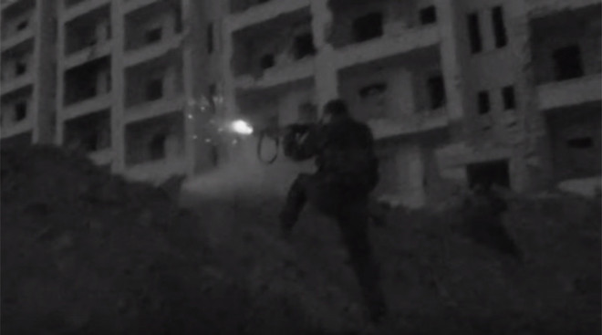 Video ghi cảnh giao tranh ác liệt tại chiến trường Aleppo tại Syria ảnh 1