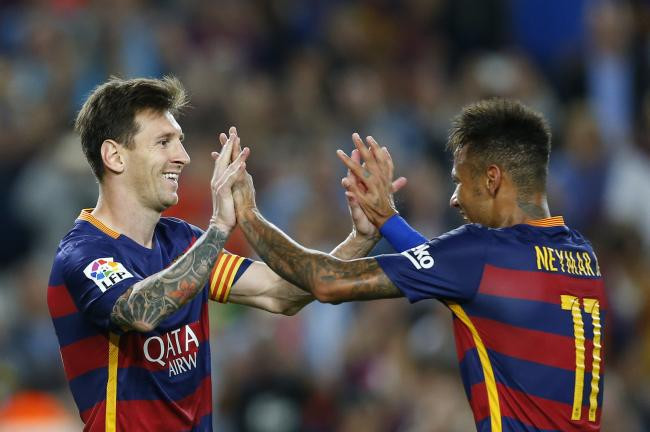 Suarez, Neymar thi nhau tỏa sáng: Messi có bị cho ra rìa? ảnh 2