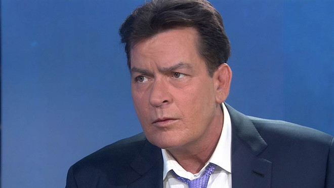 Charlie Sheen công khai thừa nhận mình nhiễm virus HIV ảnh 1