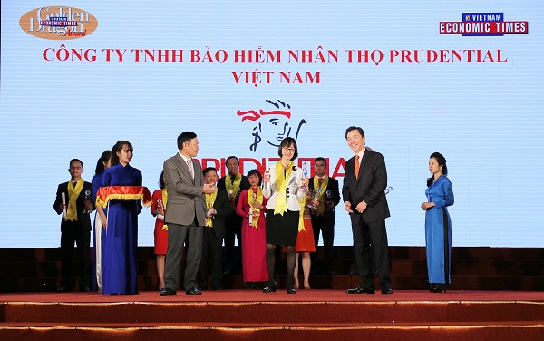 Prudential nhận danh hiệu Công ty bảo hiểm nhân thọ hàng đầu Việt Nam ảnh 1