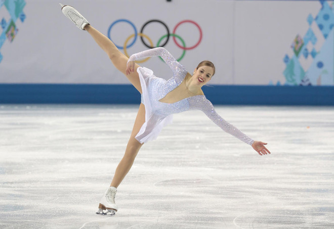 Chùm ảnh vẻ đẹp gợi cảm của các "nữ hoàng sân băng" ảnh 7