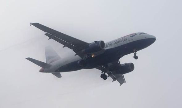 Tiếp viên hàng không Anh thiệt mạng sau sự cố hạ cánh ảnh 1