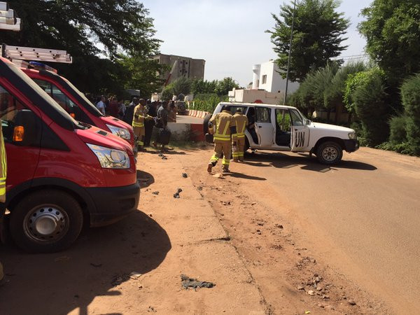 Video đặc nhiệm Mali giải cứu con tin khỏi khách sạn Radisson ảnh 1